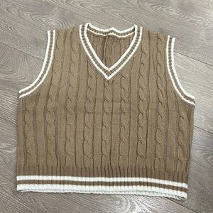 Cropped Quilted Sweater Vest